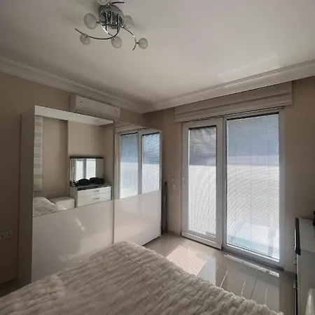 Apartamento в алании на берегу клеопатры